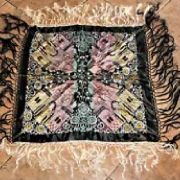 Taj Mahal Shawl Silk Brocade Weave Metallic Chinese Flamenco, Pristine C… - Picture 8 of 10
